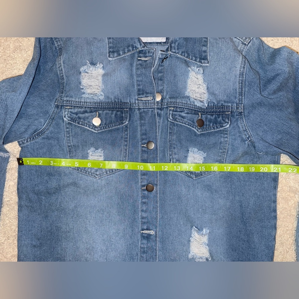 American Bazi Distressed Jean Jacket - M - Picture 2 of 6